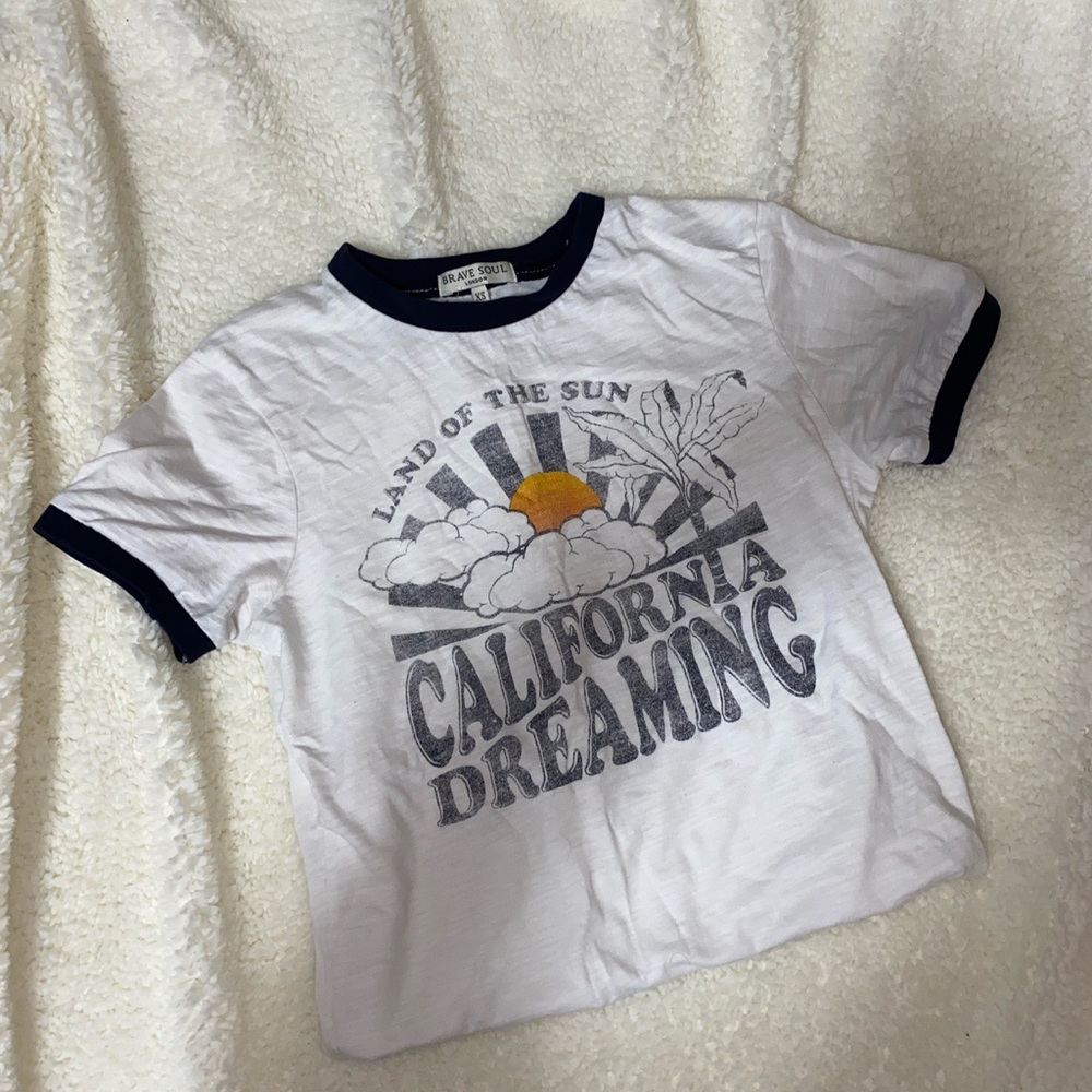 Tee shirt